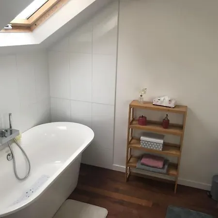 160m2 - 2e étage Maison De Maître