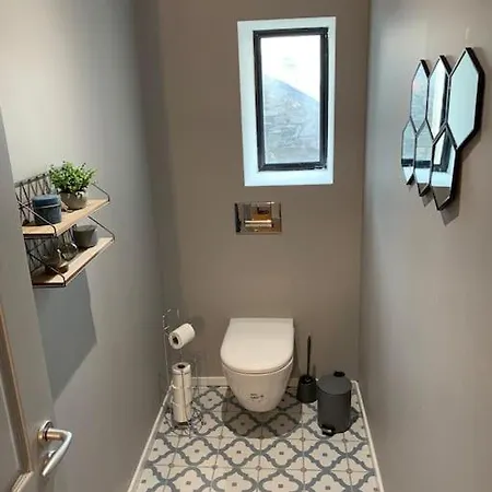 160m2 - 2e étage Maison De Maître Appartamento