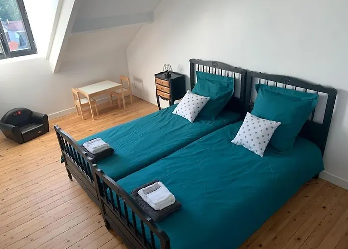 160m2 - 2e Etage Maison De Maitre Apartman